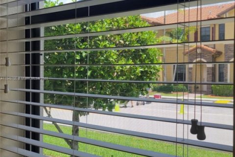 House in Homestead, Florida 2 bedrooms, 113.71 sq.m. № 1857143 - photo 5