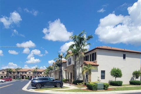 House in Homestead, Florida 2 bedrooms, 113.71 sq.m. № 1857143 - photo 30