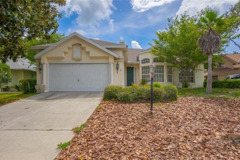 Villa ou maison à Crystal River, Floride 4 chambres, 189.89 m2 № 2401039