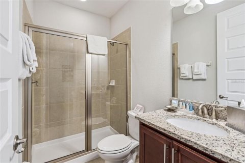 House in Kissimmee, Florida 5 bedrooms, 238.76 sq.m. № 2219180 - photo 15