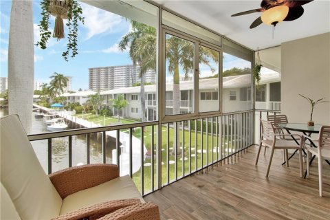 Copropriété à vendre à Fort Lauderdale, Floride: 2 chambres, 124.49 m2 № 2439214 - photo 27
