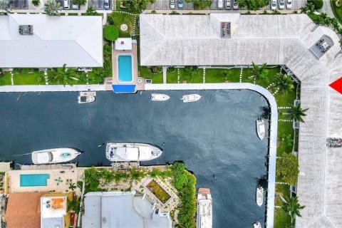 Copropriété à vendre à Fort Lauderdale, Floride: 2 chambres, 124.49 m2 № 2439214 - photo 3