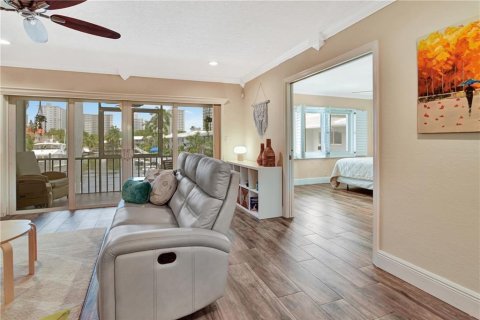 Copropriété à vendre à Fort Lauderdale, Floride: 2 chambres, 124.49 m2 № 2439214 - photo 13