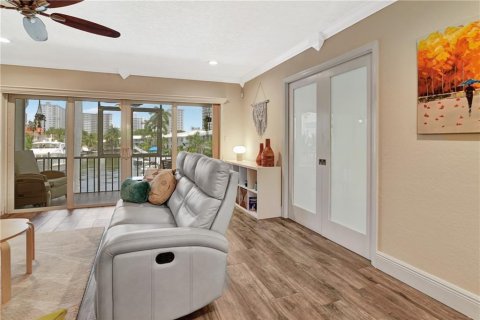 Copropriété à vendre à Fort Lauderdale, Floride: 2 chambres, 124.49 m2 № 2439214 - photo 15