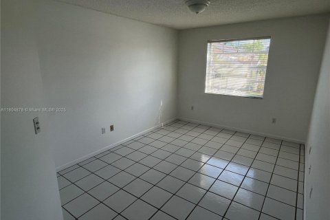 Condominio en venta en Homestead, Florida, 2 dormitorios, 107.77 m2 № 1742317 - foto 15
