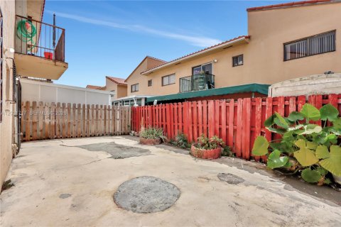 Снять в аренду кондоминиум в Хайалиа, Флорида 2 спальни, 82.22м2, № 2077651 - фото 14