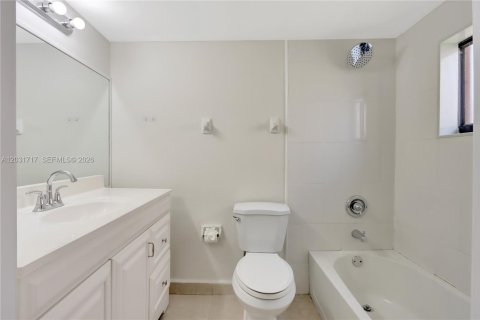 Снять в аренду кондоминиум в Хайалиа, Флорида 2 спальни, 82.22м2, № 2077651 - фото 9