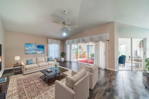 Villa ou maison à vendre à Sun City Center, Floride: 3 chambres, 202.53 m2 № 1393817 - photo 8