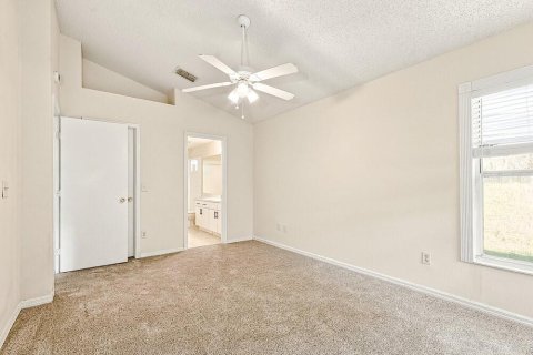 Villa ou maison à louer à Orlando, Floride: 3 chambres, 135.36 m2 № 2389068 - photo 10