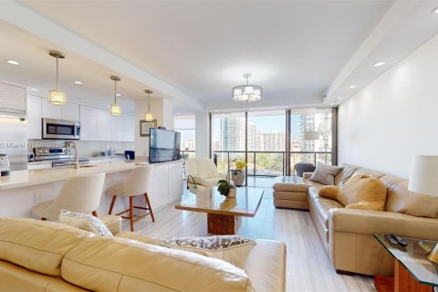 Condo in Aventura, Florida, 3 bedrooms № 1959111 - photo 6