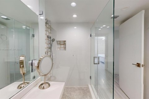 Condo in Aventura, Florida, 3 bedrooms № 1959111 - photo 30