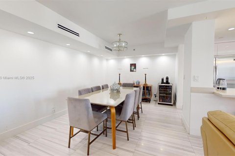 Condo in Aventura, Florida, 3 bedrooms № 1959111 - photo 4