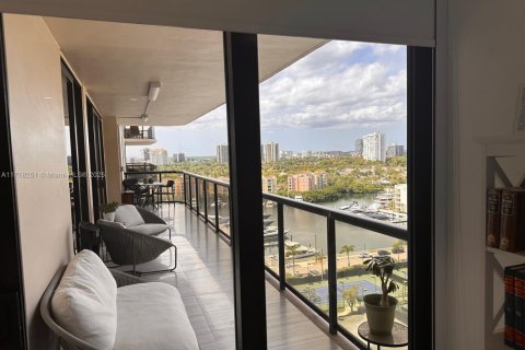 Condo in Aventura, Florida, 3 bedrooms № 1959111 - photo 8