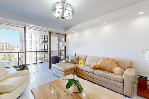 Condo in Aventura, Florida, 3 bedrooms № 1959111 - photo 10