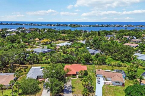 Villa ou maison à vendre à Nokomis, Floride: 3 chambres, 184.97 m2 № 2150003 - photo 2