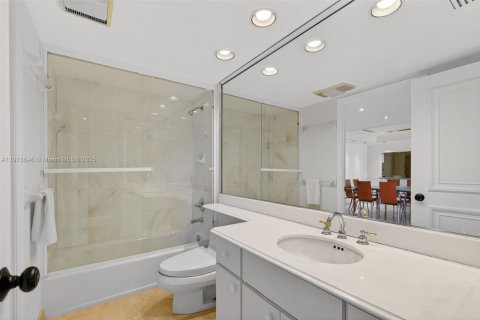 Copropriété à vendre à Miami, Floride: 2 chambres, 174.84 m2 № 1969853 - photo 16