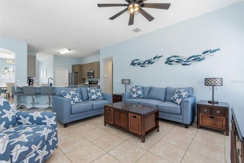 House in Palm Coast, Florida 4 bedrooms, 226.4 sq.m. № 2147577 - photo 23