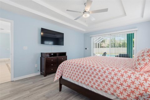 House in Palm Coast, Florida 4 bedrooms, 226.4 sq.m. № 2147577 - photo 28