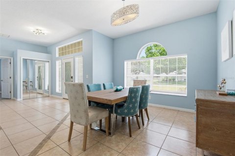 House in Palm Coast, Florida 4 bedrooms, 226.4 sq.m. № 2147577 - photo 6