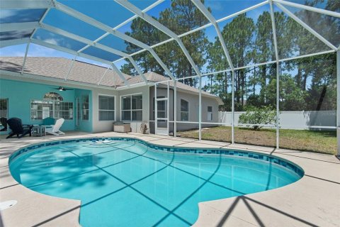 House in Palm Coast, Florida 4 bedrooms, 226.4 sq.m. № 2147577 - photo 2