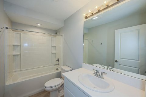Touwnhouse à vendre à Sarasota, Floride: 3 chambres, 148.36 m2 № 1900644 - photo 19