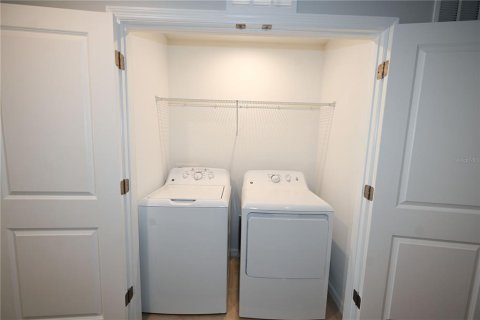 Touwnhouse à vendre à Sarasota, Floride: 3 chambres, 148.36 m2 № 1900644 - photo 23