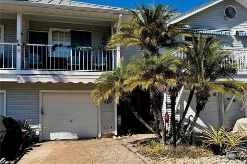 Adosado en Lutz, Florida 2 dormitorios, 146.23 m2 № 2103837