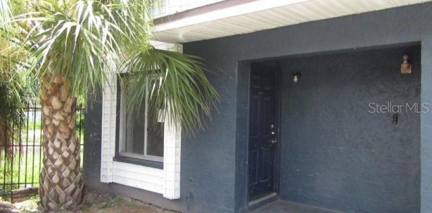 Touwnhouse à Tampa, Floride 2 chambres, 86.96 m2 № 2196338