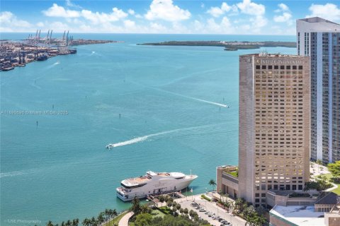 Condo à Miami, Floride, 2 chambres  № 2076787