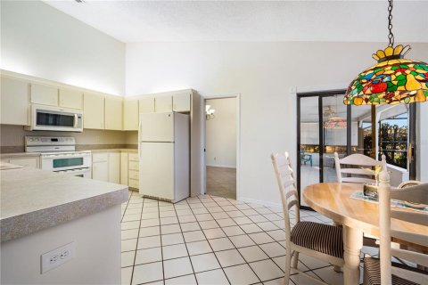 House in New Port Richey, Florida 3 bedrooms, 229.93 sq.m. № 1798366 - photo 30