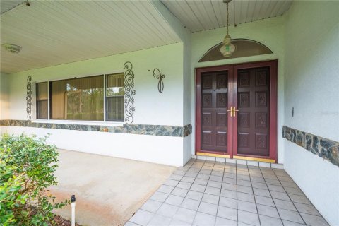House in New Port Richey, Florida 3 bedrooms, 229.93 sq.m. № 1798366 - photo 18