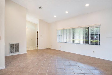 House in New Port Richey, Florida 3 bedrooms, 229.93 sq.m. № 1798366 - photo 20