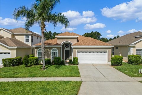 House in Kissimmee, Florida 4 bedrooms, 170.38 sq.m. № 725140 - photo 6