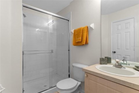 House in Kissimmee, Florida 4 bedrooms, 170.38 sq.m. № 725140 - photo 25