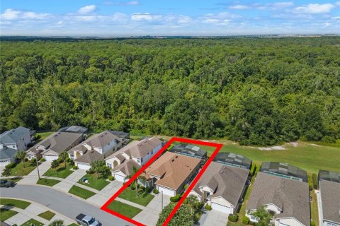 House in Kissimmee, Florida 4 bedrooms, 170.38 sq.m. № 725140 - photo 2
