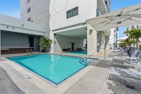 Condo in Miami, Florida  № 2069315 - photo 21