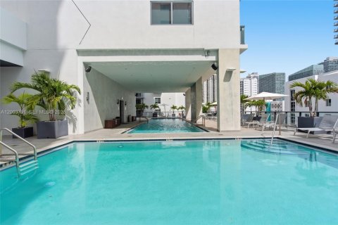 Condo in Miami, Florida  № 2069315 - photo 20