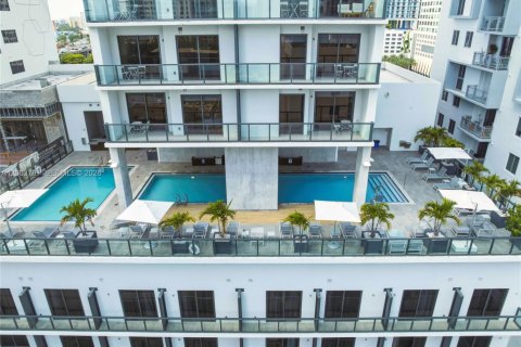 Condo in Miami, Florida  № 2069315 - photo 27