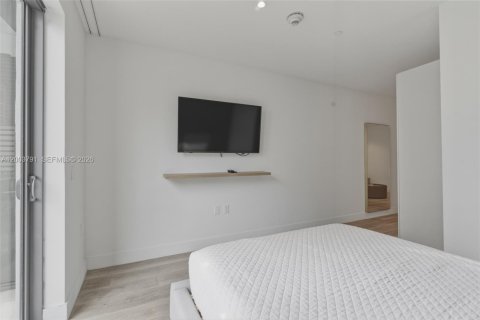 Condo in Miami, Florida  № 2069315 - photo 6