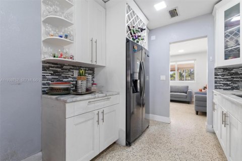 Купить виллу или дом в Хайалиа, Флорида 3 спальни, 120.96м2, № 1997053 - фото 12