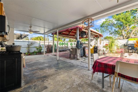 Купить виллу или дом в Хайалиа, Флорида 3 спальни, 120.96м2, № 1997053 - фото 25