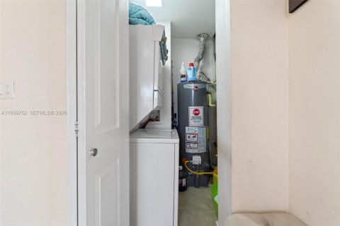 Купить виллу или дом в Хайалиа, Флорида 3 спальни, 120.96м2, № 1997053 - фото 17