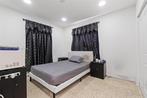 Купить виллу или дом в Хайалиа, Флорида 3 спальни, 120.96м2, № 1997053 - фото 21