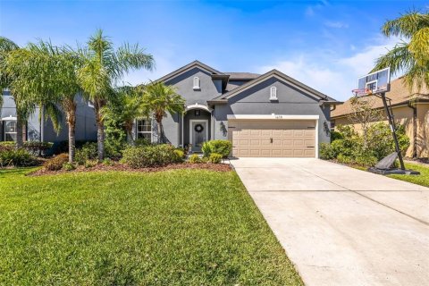 House in Wesley Chapel, Florida 4 bedrooms, 218.13 sq.m. № 1549401 - photo 7