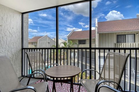 Copropriété à vendre à Sarasota, Floride: 2 chambres, 102.29 m2 № 1915860 - photo 11