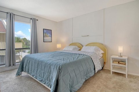Copropriété à vendre à Sarasota, Floride: 2 chambres, 102.29 m2 № 1915860 - photo 24