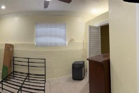 House in Orlando, Florida 3 bedrooms, 84.82 sq.m. № 2348237 - photo 17
