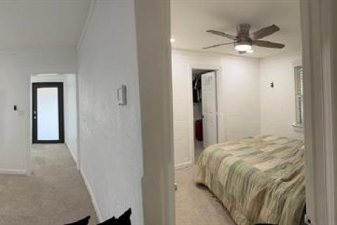 House in Orlando, Florida 3 bedrooms, 84.82 sq.m. № 2348237 - photo 14