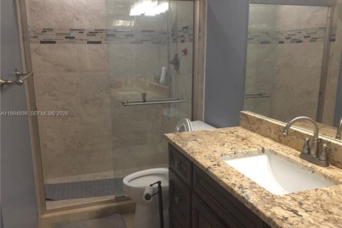 Condo in Coconut Creek, Florida, 2 bedrooms  № 2081446 - photo 7