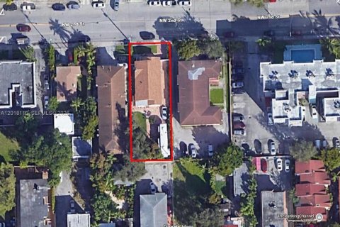 House in Miami, Florida 4 bedrooms, 148.46 sq.m. № 2256522